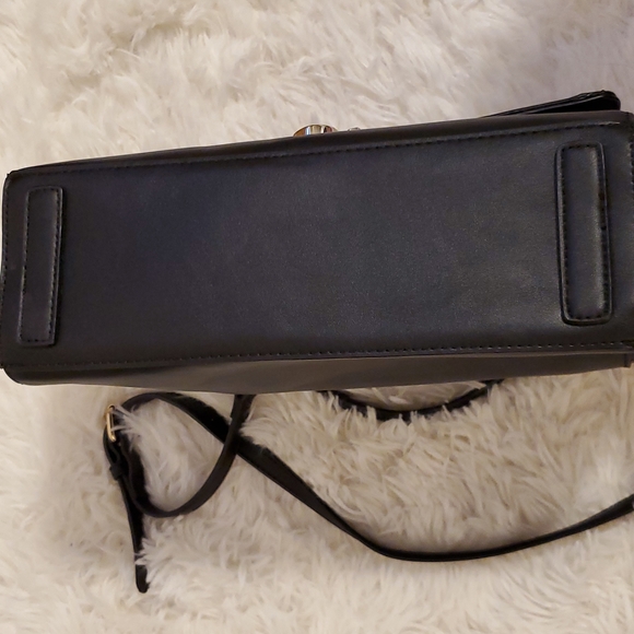 NWOT Nine West Black Bag with Gold Accents - Picture 9 of 13